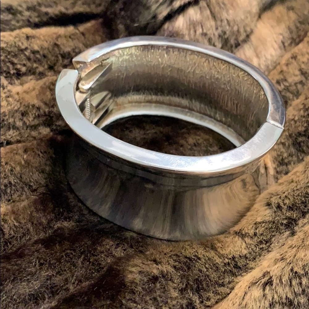 Vintage CUFF spring bracelet! Stunning! #A41 - Picture 3 of 7